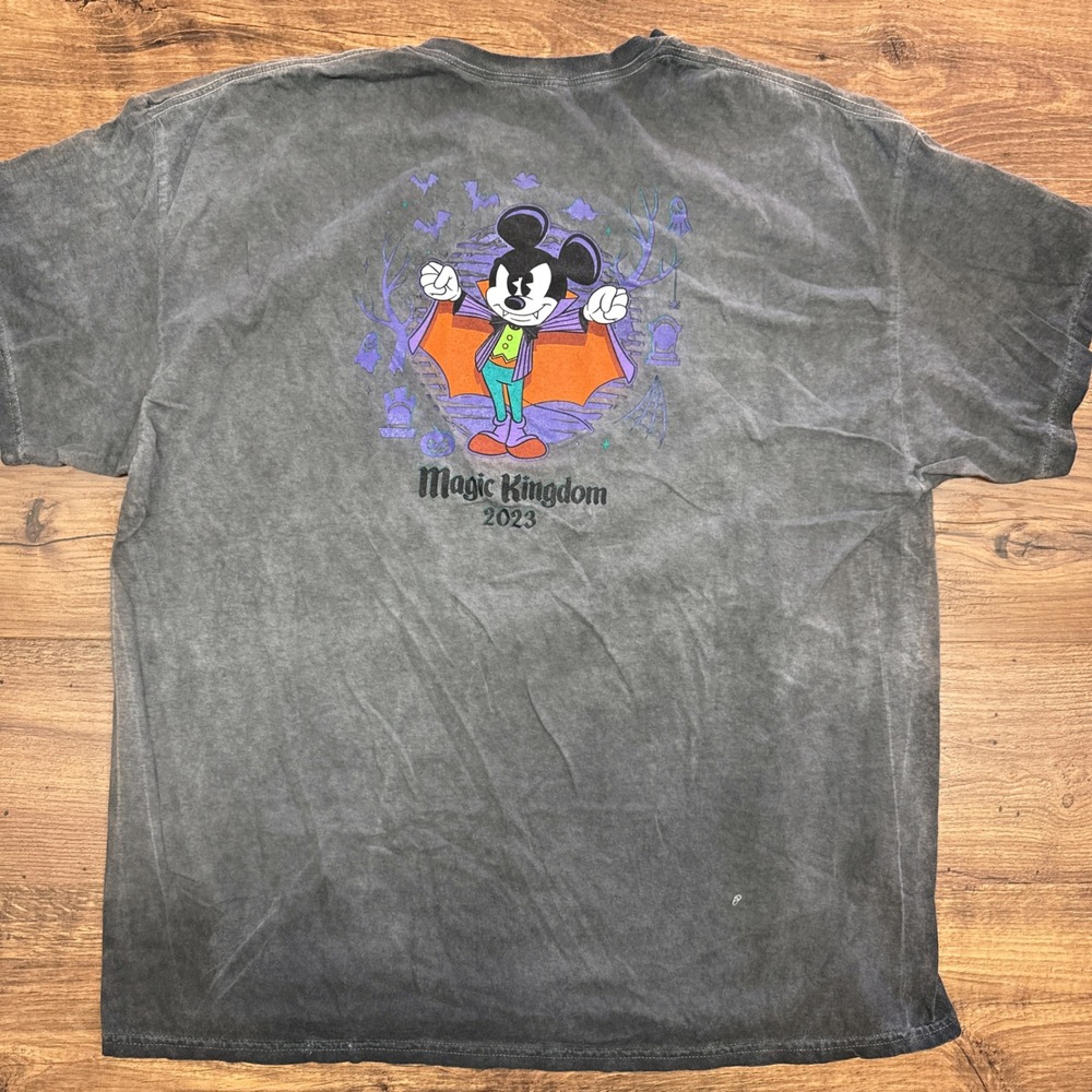 Disney World 3XL Mickey's Not So Scary Halloween Party 2023 T Shirt Vampire GITD
